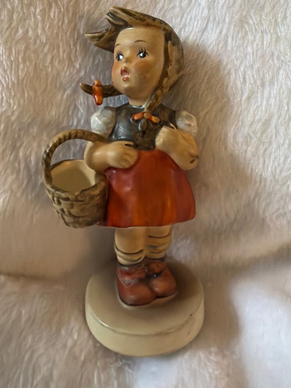 Vintage Goebel Hummel Little Shopper #96 TMK-3 Figurine W Germany 5" Basket